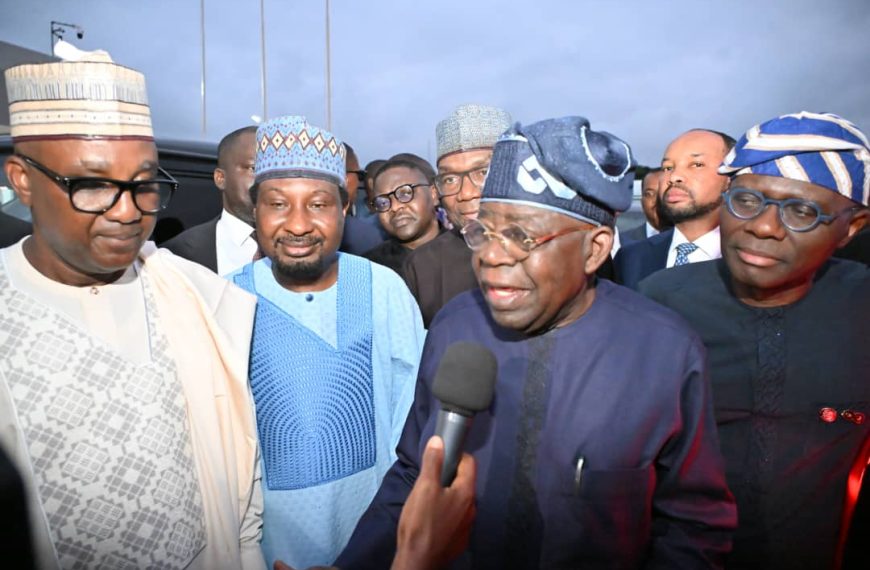 Tinubu’s Lagos Homecoming Causes Gridlock, Motorists and Commuters Affected