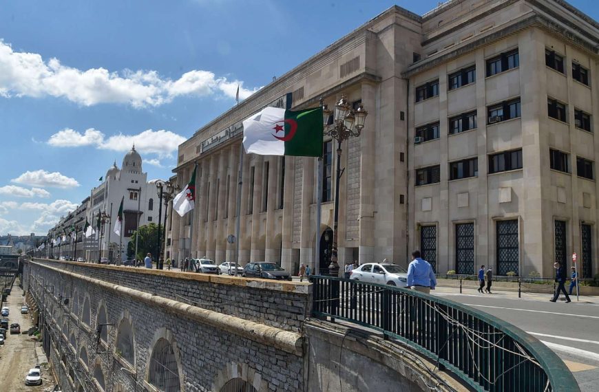 Algeria Deploys Troops to Niger: Approval by Algerian Upper House