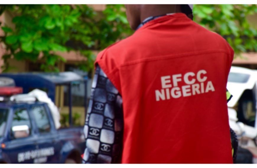 EFCC Arrests 19 Suspected Cyber Fraudsters in Lagos Estate