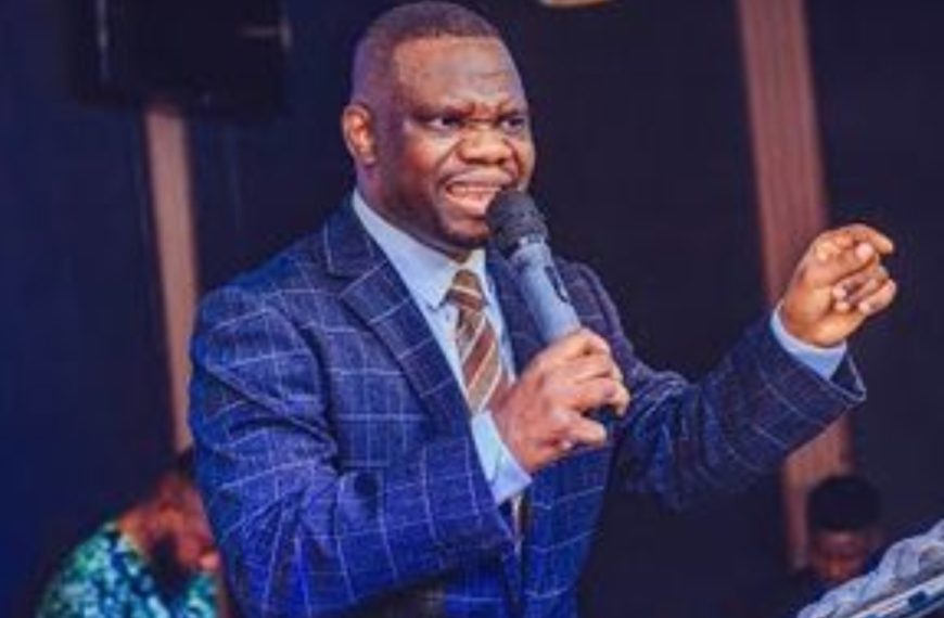 Fans Criticize Popular Plateau Gospel Artist for Calling Remi Tinubu ‘Mother of Poor’