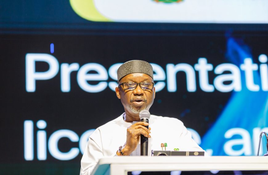 Minister Threatens Use of ‘Federal Might’ in Akwa Ibom Elections