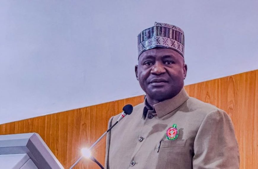 Defence Minister Pushes for Investment in Local Technology for National Security