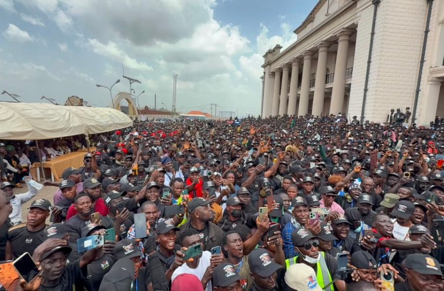 Sunday Igboho Launches Iru Ekun Security Network in Oyo