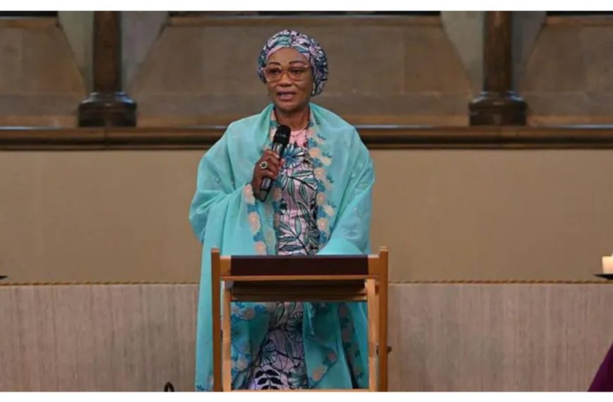 Nigerians Voice Concerns over First Lady’s Actions at APC Rally