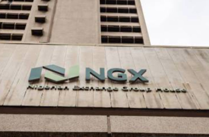 Stock Market Sustains Losses Amid Declining Inflation