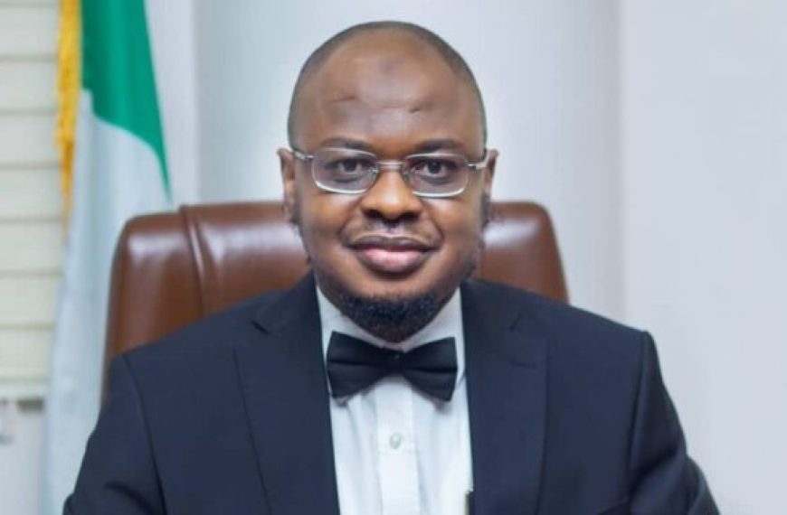 INEC Lists 16 Candidates for Gombe Governorship Race, Omitted PDP’s Pantami
