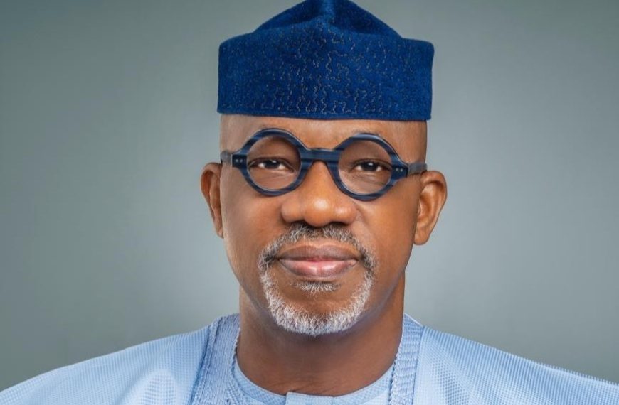 Ogun Provides N987 Million Palliative Support to Public Servants in Nine Months